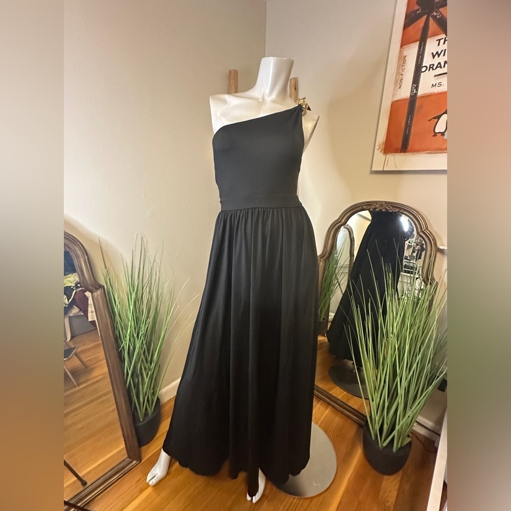 Unbranded Elegant Black One-Shoulder Dress Metal Details Size Small